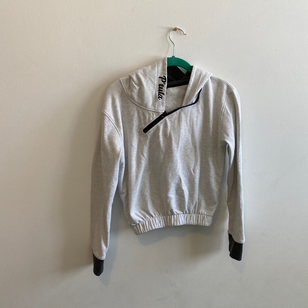 P’tula Cropped Hoodie size extra small